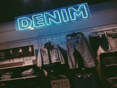 やっぱりデニムが好き♡ 女っぽさも忘れないデニムワンピースにlock-on！