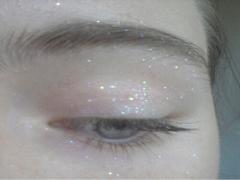 アイプチに絆創膏…進化し続ける二重技術。ぱっちり二重メイクの基本の「き」