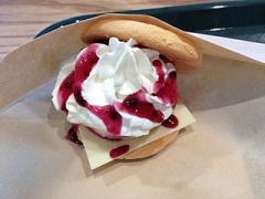 甘いもの大好きっ子に朗報！次に食べるべきはスイーツバーガー！