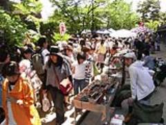 ある晴れた休日に♩《手作り市》で毎日が楽しくなるタカラモノに出会って。