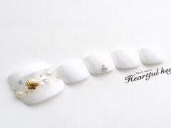 足元から夏、満開。シェル×フットネイルのカラー別デザイン集＊