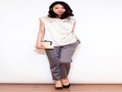 ブラウスで叶う！清潔感のある愛されオフィスコーデ