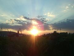 暑い夏を乗り切る！"冷感コスメ"で涼しげ美肌を手に入れましょう◎