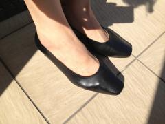 汚い靴で大丈夫？就活生のための'黒パンプス'靴磨きのいろは