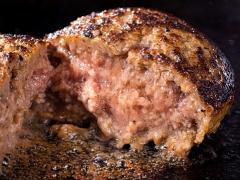 家でも外でも食べれるの♡肉汁がジュワァ～って溢れるハンバーグまとめ