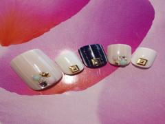 今年の夏は褒められネイルに♪大人っぽい夏デザインのフットネイル