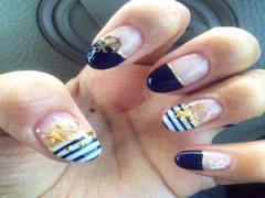 きれいに魅せる♡夏デザインのフレンチネイル♪