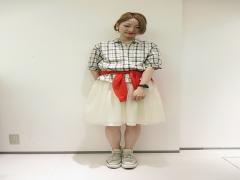 ラフに着こなせるのにお洒落にキマる！赤カーディガンのコーデまとめ