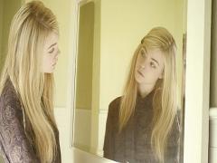 朝のボサボサ髪にさようなら！夜のドライヤー基本テク復習講座＊