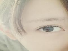 目指すは透き通った美しい瞳。白目をキレイに見せる4つのアイメイク方法