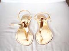 おしゃれさんによる夏の大本命アイテムとは？◯◯で一気に垢抜け＊