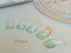 ホログラムの輝きで海を表現♡ホログラムビーチネイル集