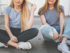 あなたもやっていませんか？素足のまま靴を履くのはやっぱり悪いことだらけ！