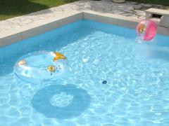 〔新宿から20分〕としまえんのプールで、"夏はじめ"をしましょ♡