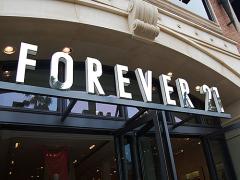 ZARAやForever21。ファストファッションブランドのアクセサリーをゲットせよ