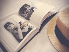 ストローハットを一点投入♡夏を制するガーリーVSレディあなたはどっち？