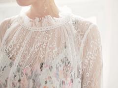 香りを纏うのがイイオンナの条件。夏だからこそ品良く生きたい香りのすゝめ