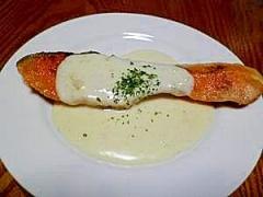 みんな大好き♡サーモンのムニエル♡ソースをアレンジしてオリジナルレシピを作ろう！