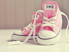 人と違ったものが履きたい！コンバースをかわいくDIYしちゃお♡