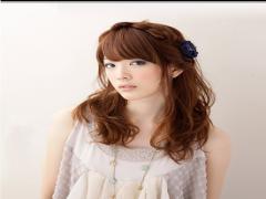 浴衣にもお呼ばれドレスにも♡編み込みカチューシャのヘアアレンジ集