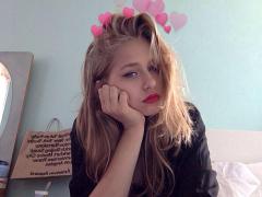 海とお似合いhairにラブコール♡” 可愛いが崩れない ”海＆プールヘアアレンジ