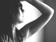 1日3分簡単ストレッチ6連発♡夏に気になる二の腕を今すぐ痩せさせてっ