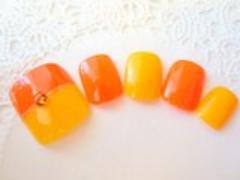 だって夏だもん♡フットネイルはビタミンカラーで目立たせてナンボ＊