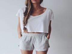 アースカラーでほどよくカジュアル、ほどよくモード！