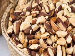 次のアーモンドこと“ブラジルナッツ”を1日1粒で私は変われる。