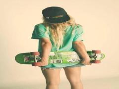 小物を魅せてこそ真のおしゃれさん！帽子が主役のコーディネート