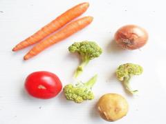 《自炊女子必見！》食べきれない余った食材を正しく冷凍保存する方法