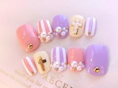 ぱっと見で"かわいい♡"いただきっ！クロスをネイルのアクセントに✝