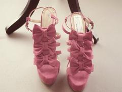 新しい靴を履く日はトラブルだらけ！靴擦れにも即対応のお助け5アイテム