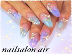 夢色ネイルカタログ♡ラメ×グラデーションで見るたびにうっとりな指先に＊