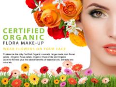 バラを纏う。Zuii ORGANICのコスメで花の生命力に染まって肌を癒すメイクを