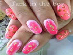 自己流に決めよう！スタッズネイルのデザイン集♡