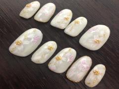 和装＆洋装に合う上品なブライダルネイル♡