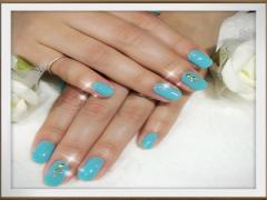 最新ネイルはこれに決まり！ターコイズカラーで大人可愛いをGetせよ♡
