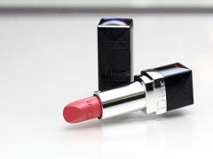 大人なレディになりたいの。“赤リップ”が主役のメイクでイイ女にstep up♡