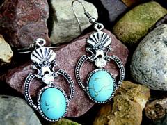 夏はすぐそこ！サマールックなターコイズネイルはいかが？