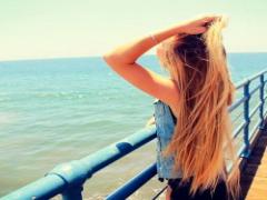 海でモテるためには、色・カタチ・柄が男ウケする水着を選ぶべきだっ！