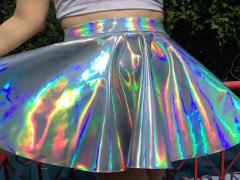 足下だけじゃなく髪も。"メタリックヘアアクセ"で欲張りな私であれ！