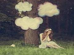 どんな色だって私のものに。苦手カラーを克服してコーデの幅を広げよう♭