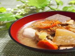 基本の料理！美味しい豚汁の簡単レシピ♡