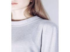 NO子供、YES大人！無地に飽きたらお洒落”ロゴトップス”が揃うブランド4選を