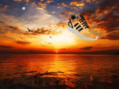 TV放送で話題！世界でたった1足の'My adidas'スニーカーをスマホで簡単作成♡