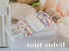 セルフでも簡単♪ボーダー柄ジェルネイルで夏を遊ぶ♡