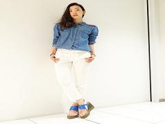 流行のデニムシャツの着こなし♡オールシーズン対応です！