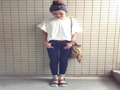 白T×デニムに映える！バッグが主役のご機嫌サマーコーディネート