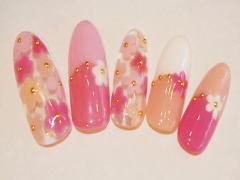 指先にぎゅっと小さなお花を♡花束みたいなフラワーネイルカタログ